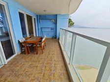 一线海景山景朝南2房,大阳台,下楼及沙滩。融创海湾半岛!