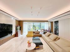 北龙湖足球公园旁 正弘臻筑精装修大平层 业主自住急售满两年随