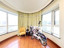 同品质万国城1期南北3室 私梯入户 大面宽采光特别好,约看