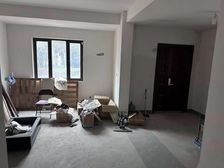 东边套,近期必卖的联排,照片实拍,真实在售,清水毛坯房。