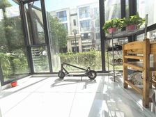 新出!明珠送大院子,送双阳台!全屋定制30万,急!
