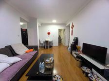 满五 中间好楼层 南北通透 精装可拎包入品住宅