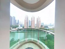 带产权车位,苏州河首排,空关可提前交房,接受1年时间