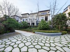 水岸秀墅大双拼东户 出门地铁口 对面就是公园 户型敞亮大气