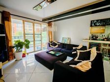 户型使用率高,高端花园式小区,近里悦里中心,精装修三房临地铁