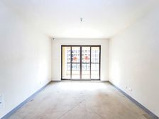 优质房源,小高层中上楼层,枫香花园4房2卫,双阳台,价格好谈