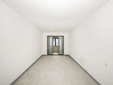 苏州湾四房两卫,中间楼层全天采光好,毛坯空置随时看!枫香花园