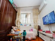 S精装好房!从未入住!房东急售!给价就出品质小区近地铁近医院