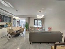 中国铁建香榭国际 4室2厅2卫 豪华装修 700万元