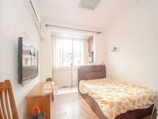 小区少有电梯房,满五,价,格可谈,楼上多大楼下多大