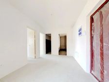 全新毛坯 低总价 采光好 近口 户型正气 有钥匙随时可看