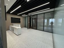 招商部直招 正对电梯口一手房东 车牌不限行