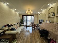 壹品天城 精装两室 南北通透 户型方正 大餐厅大厨房空间足