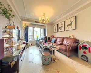 海亮樾金沙 3室2厅 西南