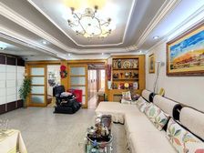 红磡公寓 2室1厅 105.47平 电梯 三楼 出房率大