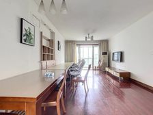 全屋地暖,精装拎包入住、高区景观,视野采光很Nice 精装修