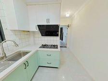 精装南北通透2房,离锦江乐园地铁近,楼层好3楼,性价比极高