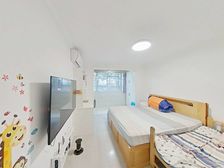梅陇四村 2室1厅1卫 精装修 270万元