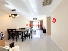 阳光城西海岸B区 3室2厅2卫 精装修 43万元