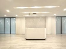 大望路小整层 蓝堡国际 临SKP 645平米满足100人办公