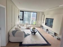 近地铁 产权清晰 满五 高楼层视野无遮挡 装修好