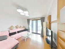 06年品质小区万科物业,三开间朝南中间楼层,阳光好精装修