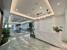 国贸CBD商圈 艾维克大厦 精装修带家具 高区正对电梯 特价