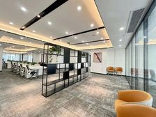 团结湖商圈 嘉盛中心 精装修带家具 高区正对电梯 特价出租