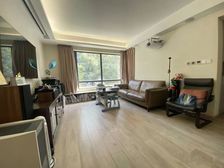 (附实图)(新上低总价三房)(新装修带地暖)(满五 )