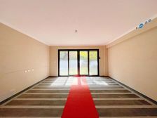 北龙湖永威上和院一楼带南北200平院子带下沉地下室 急售随时