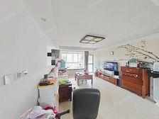 03年品质商品房小区,板式南北通3房,客厅南北通透,大融城旁