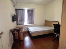 小区后排 烫金梯段 有车位 品牌物业 素质住户 三轨交汇