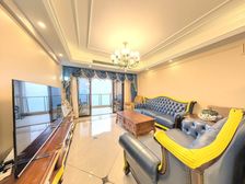 精装修大三房,居家精装修,满五年,公摊面积少