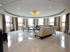 2050可送, 近医院 精装好房 东南户型 出行方便