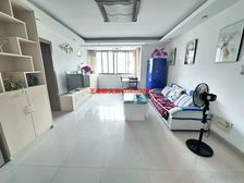 顶楼复式 四房两厅两卫 低总价 有钥匙 接受置换 精装修急售
