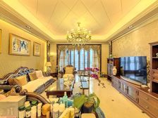 外滩豪景苑 2021年的次新小区 房东出国急卖 飞机户型