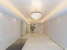 新城樾府 市政府板块 房东着急去外地 价格可以大刀