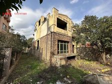 红谷滩保利端户别墅, 大院子自住改造好,出门铜锣湾地铁口