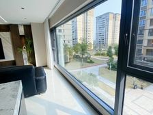 大横厅!全景落地玻璃窗,采光好,户型方正,巴适!