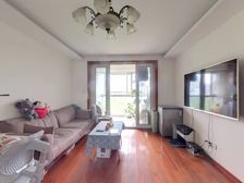 店长,14号线地铁口,南北通透精装两房,中楼层老少皆宜