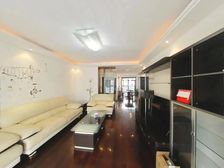 总监力荐 眞实 带产权车位 飞机户型 2房朝南1房朝北