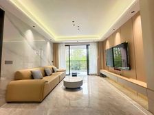 中惠香樟绿洲 3室2厅1卫 精装修 126万元