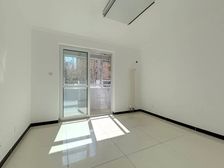 自营房源:南北向三居室 楼层适中 采光良好 配套齐全