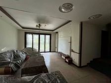 急42万 三房 精装可拎包入住精装三房