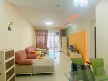 门口就是地铁出口 紧邻龙湖商圈 拎包入住