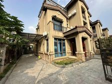 精装修碧桂园翡翠山一期双拼别墅 价格可谈随时可看拎包入住