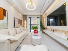 ( 大盘)家私家电齐全!精装修拎包入住!满五无杂费!带车位