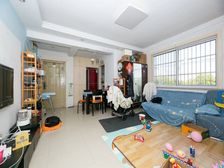 海尚康庭 2室2厅1卫 精装修 230万元