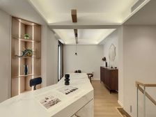精装+带80平地下室+36平花园+使用面积180平+看房方