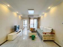 新上 大坪轻轨站出口 小区 精装三房